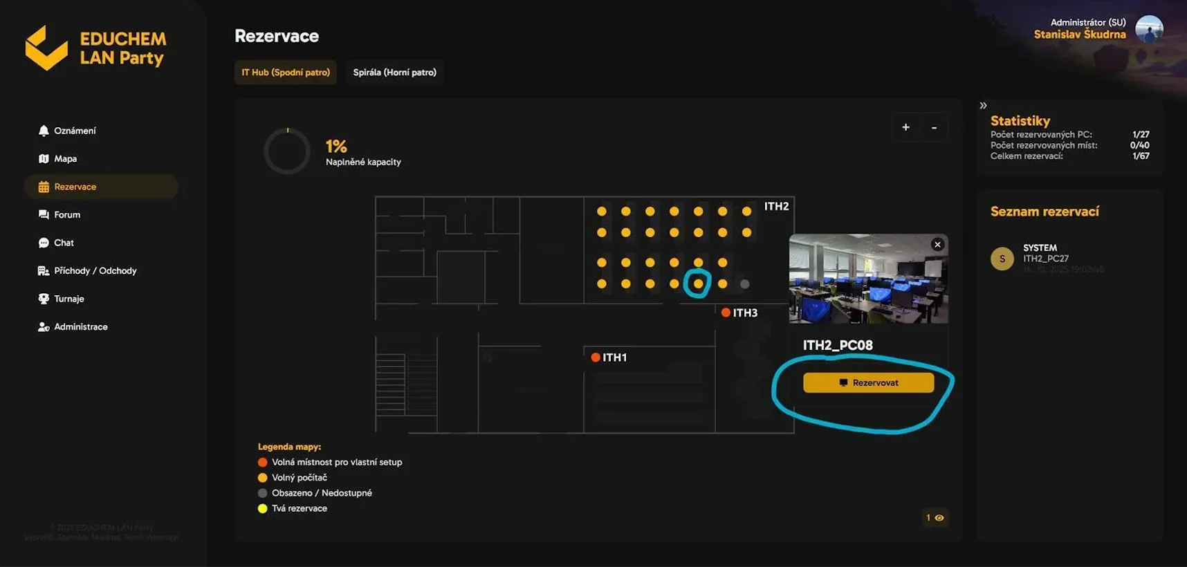 Ukázka výběru počítače a tlačítka Rezervovat v LAN Party systému